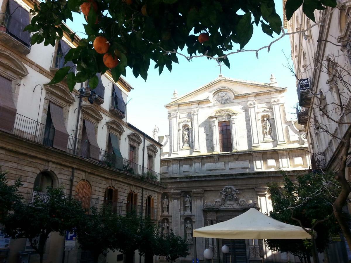 Liz Houses Caltagirone Extérieur photo